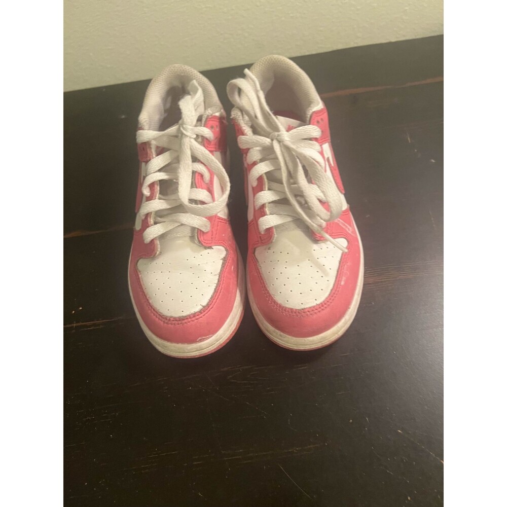 Nike Dunk Low  Little Kid's Laser Fuchsia/White Size 1.5Y FB9108-102